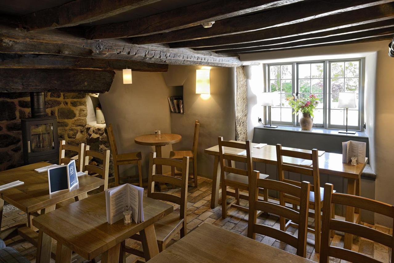 Eversfield Organic At The Ring Of Bells Inn North Bovey Exterior foto